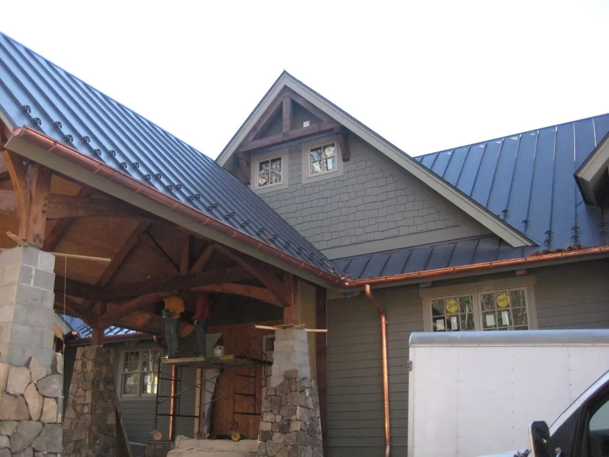 Craftsman Roofing team delivering quality roofing work in Bonnie Glen